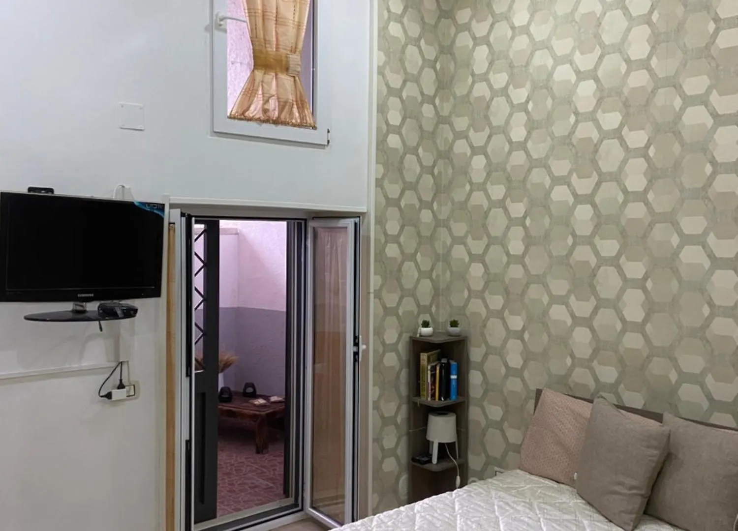 Casa Vacanza Vinci House Ercolano 0*,  Italy