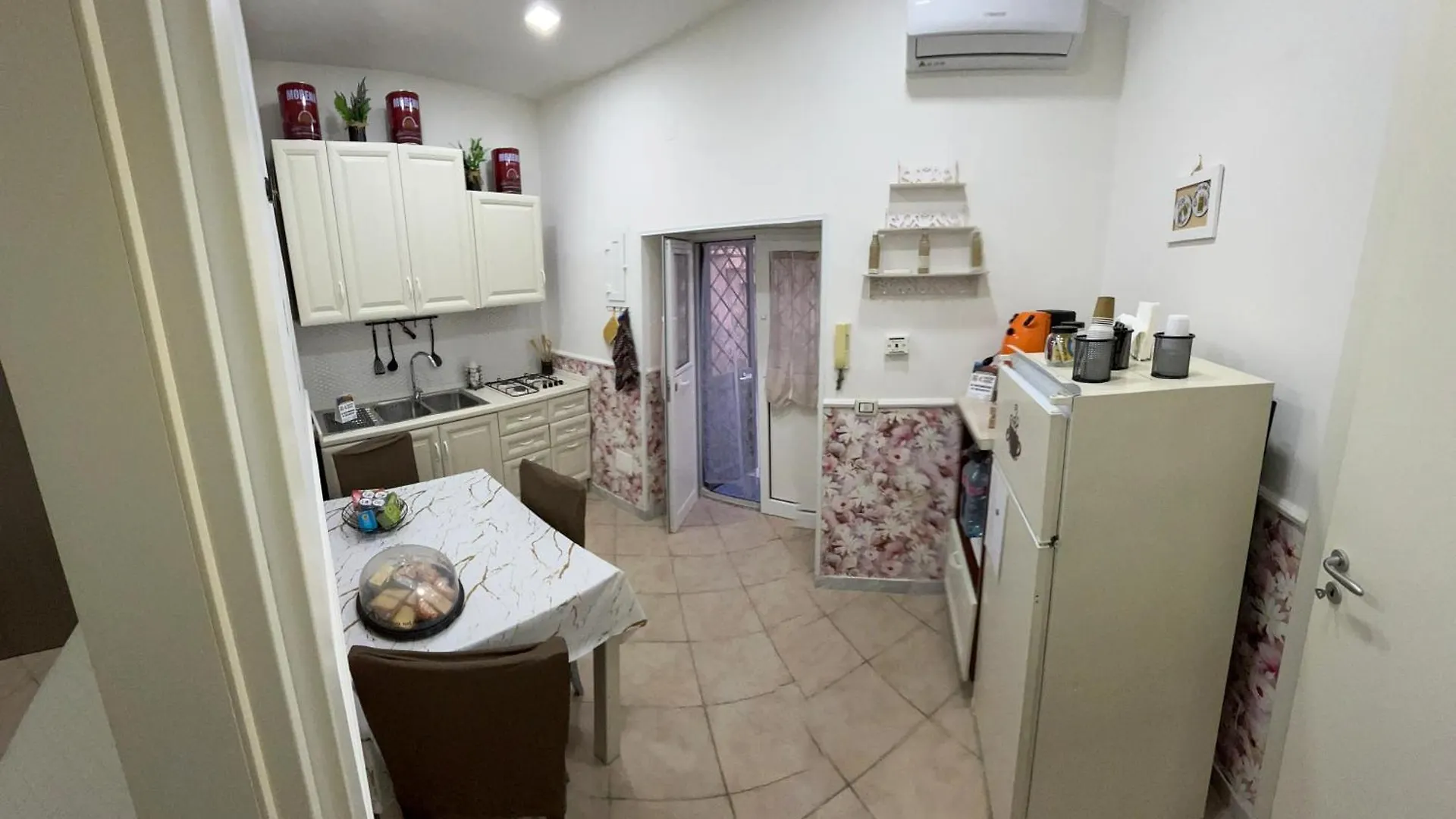 Casa Vacanza Vinci House Ercolano 0*,